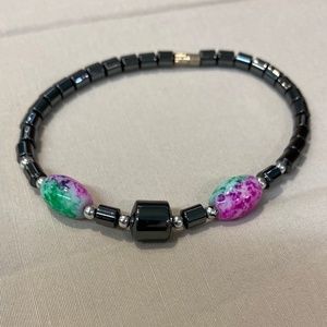 BLACK BEAD BRACELET